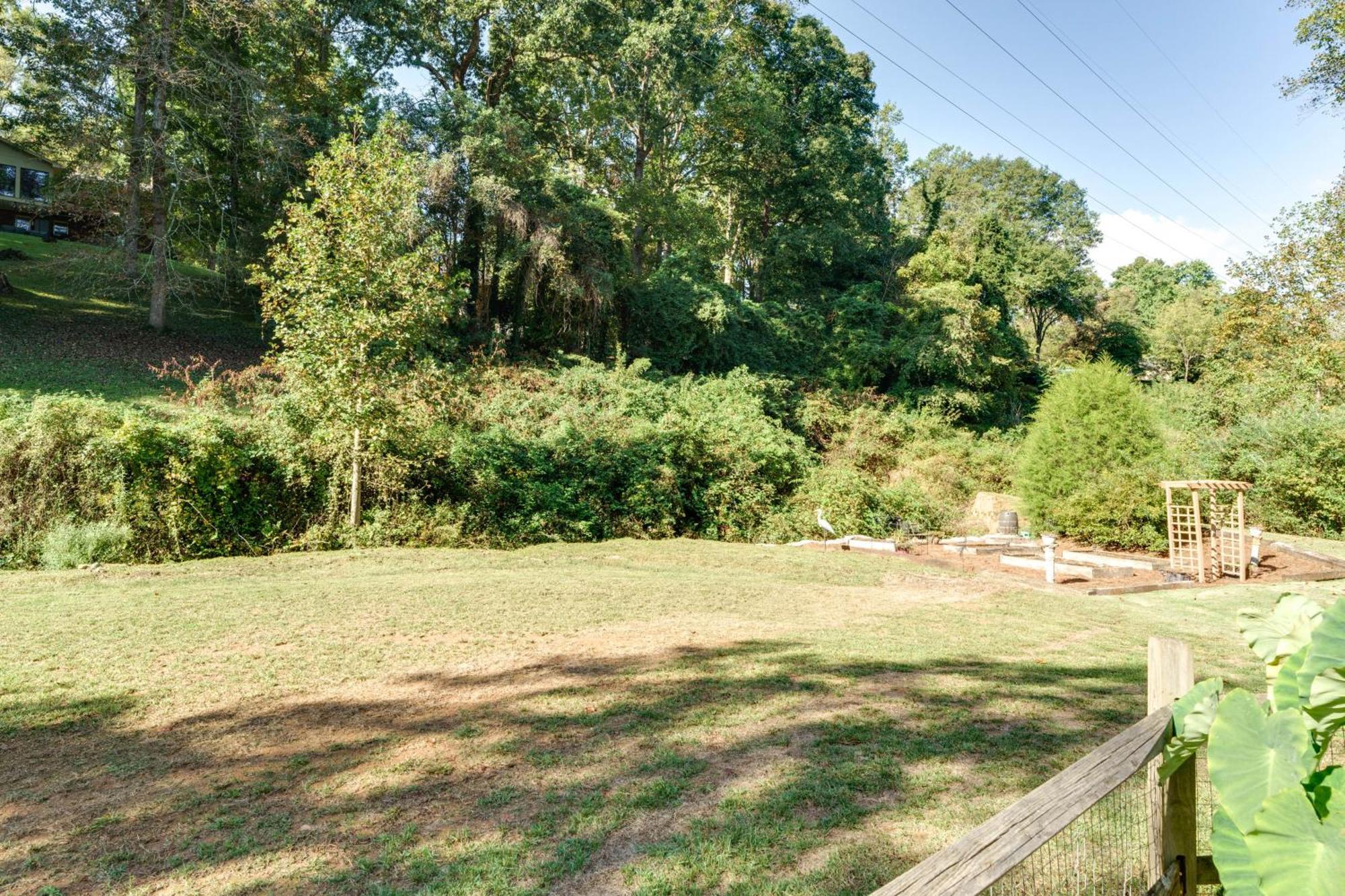 Pet-Friendly Hickory Vacation Rental With Fire Pit! Exterior foto